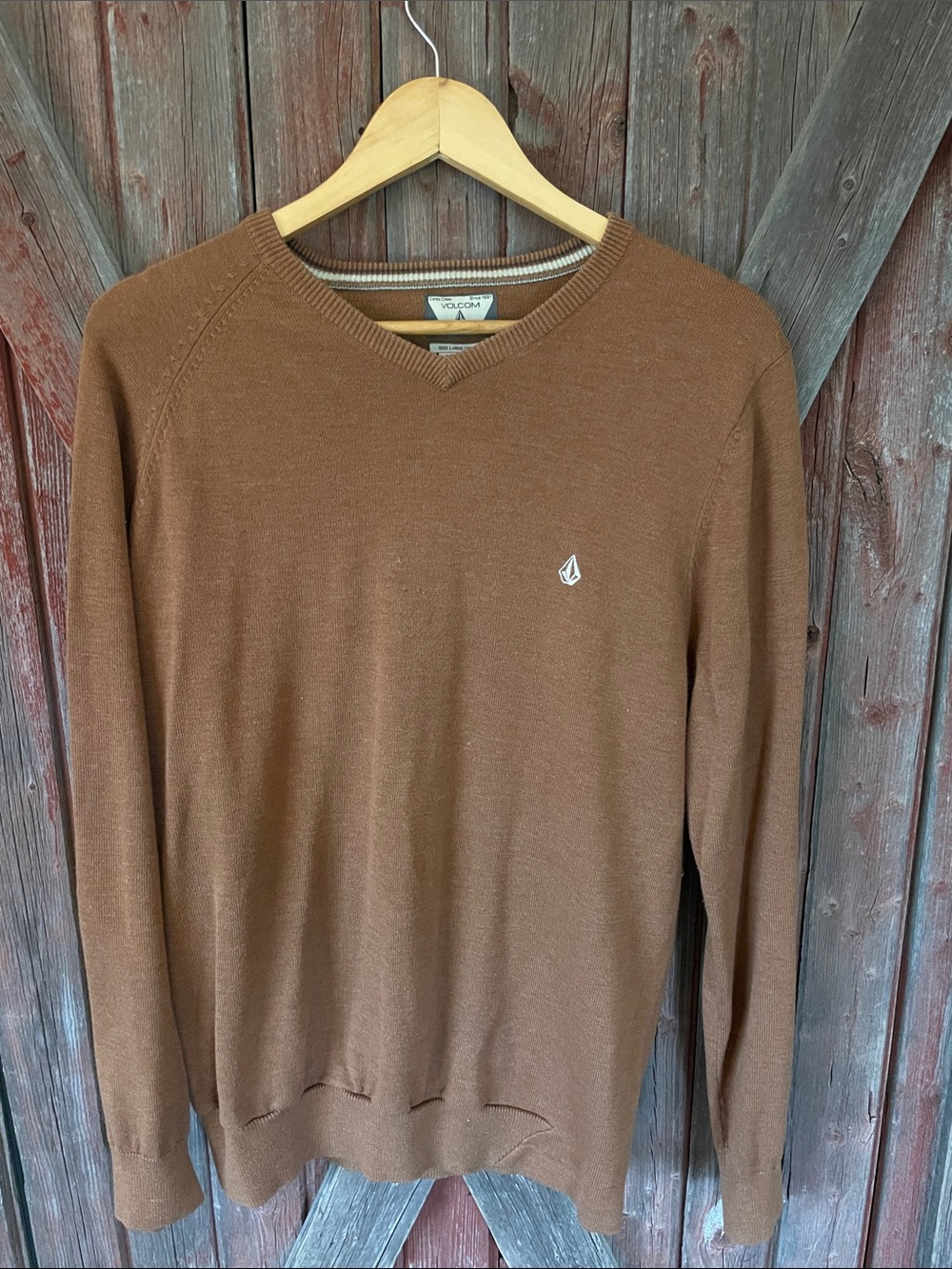 Volcom Men's V-Neck Sweater in Chestnut Brown